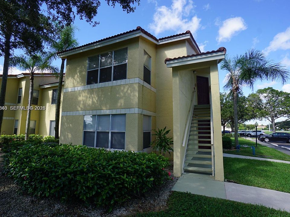 1st image of 12840 Vista Isles Dr APT 628