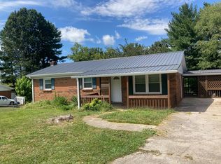 379 Happy Circle Dr, Somerset, KY 42501