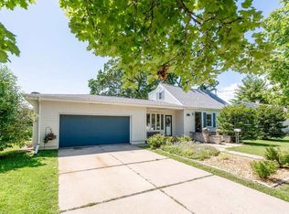 1137 Adams Ave, Oshkosh, WI 54902