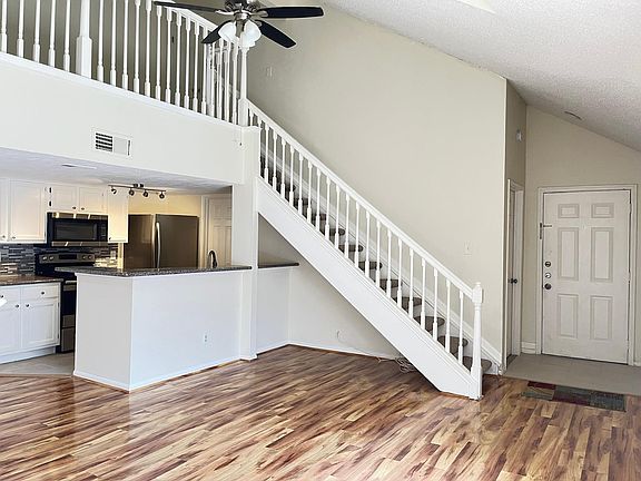 2nd image of 2300 Old Spanish Trl APT 2054