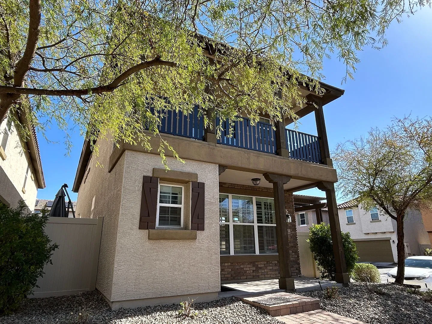 4 bed, 3.5 bath, 1997 sqft, $2,400 — Photo 3