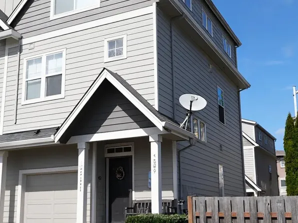 4589 SE Libby Ct, Hillsboro, OR 97123