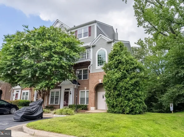 5930 Kimberly Anne Way #301, Alexandria, VA 22310