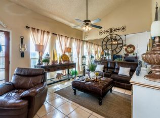 2137 S Winery Ave, Fresno, CA