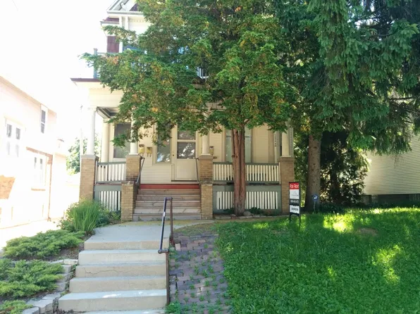 1232 N 29th St, Milwaukee, WI 53208