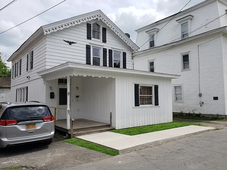 8 Park St #2 — Photo 9