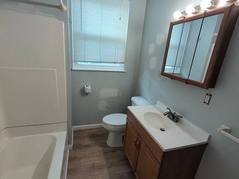 839 Hawthorne Ave — Photo 12