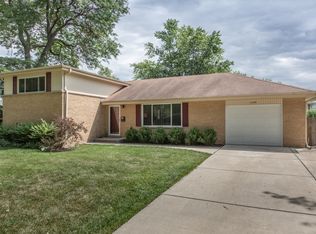 1439 N Hickory Ave, Arlington Heights, IL
