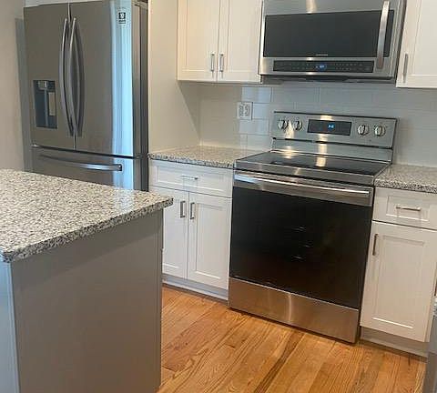 4th image of 8505 Welbeck Way