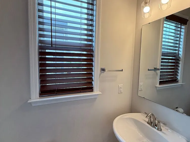 219 Winding River Dr — Photo 15