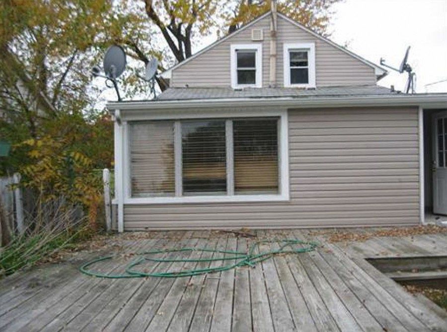 2nd image of 1477 Goffe St