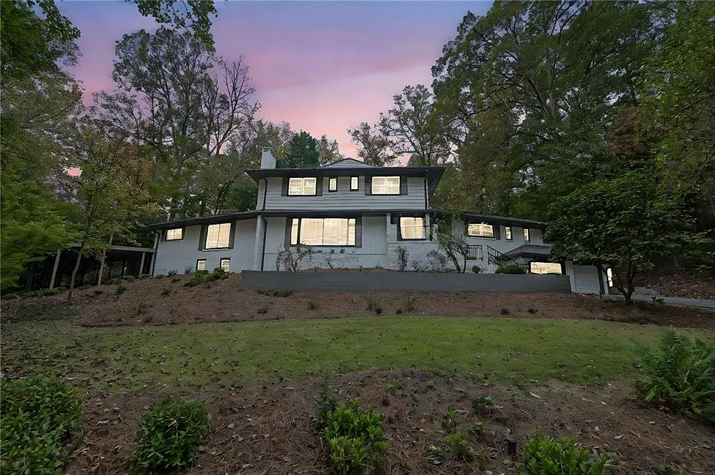8 bed, 8.0 bath, 4075 sqft, $16,000 — Photo 1