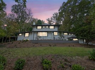 3018 W Pine Valley Rd NW, Atlanta, GA 30305
