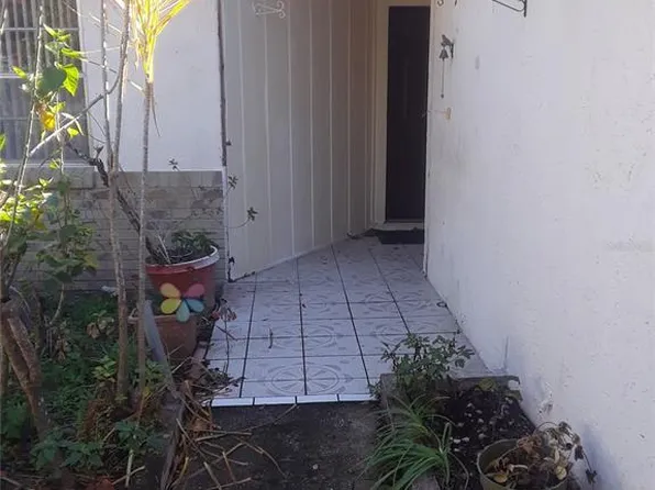 1303 Candlewyck Dr, Orlando, FL 32807