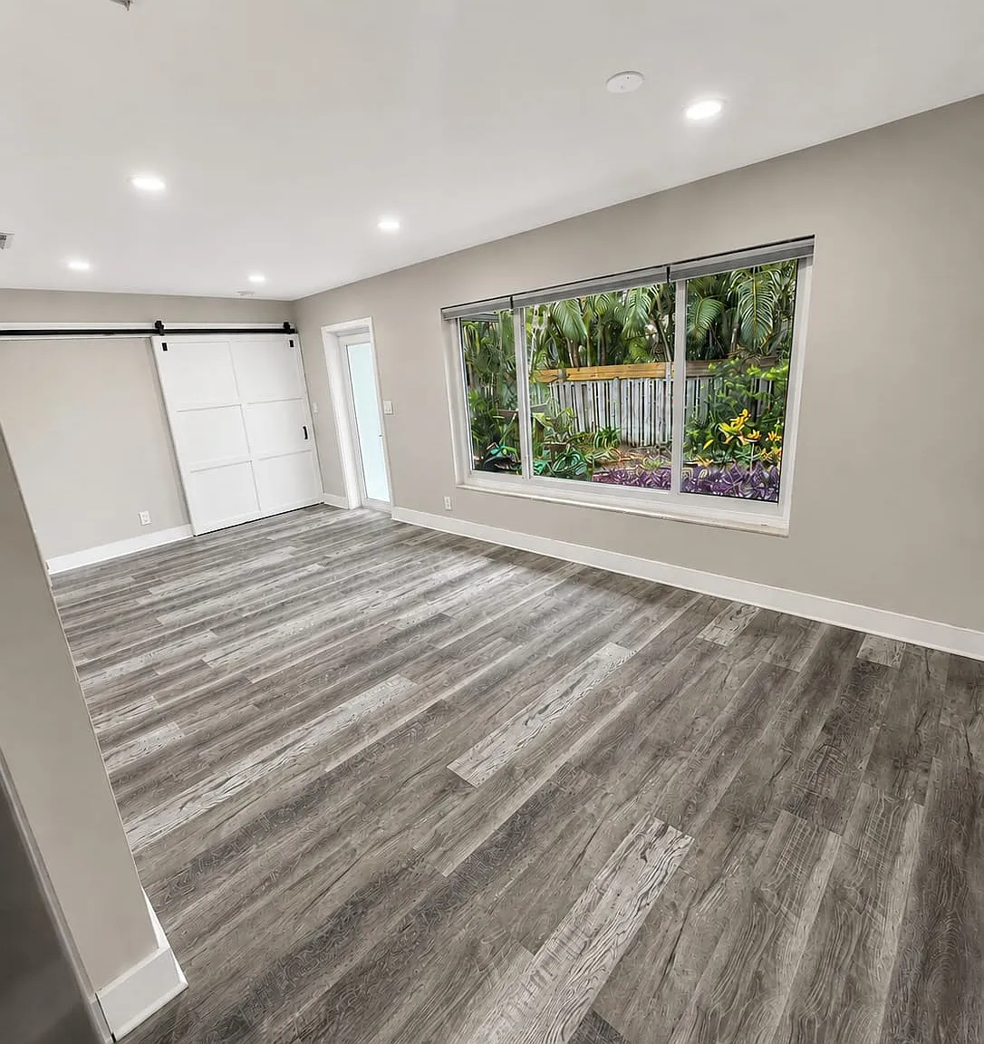 2 bed, 700 sqft, $2,650 — Photo 2