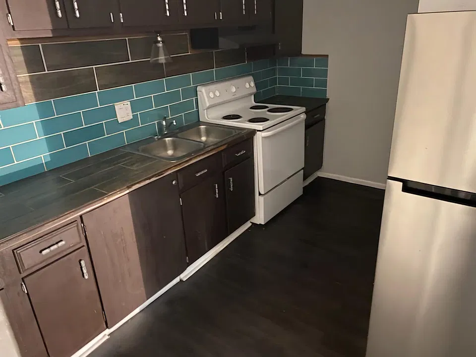 719 San Antonio St #6