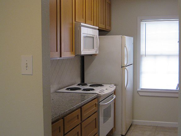 Great Kitchen, Nice Cabinets