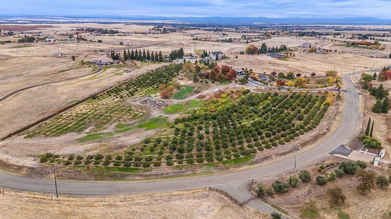 13751 SE Indio Dr, Sloughhouse, CA 95683 | MLS #224130163