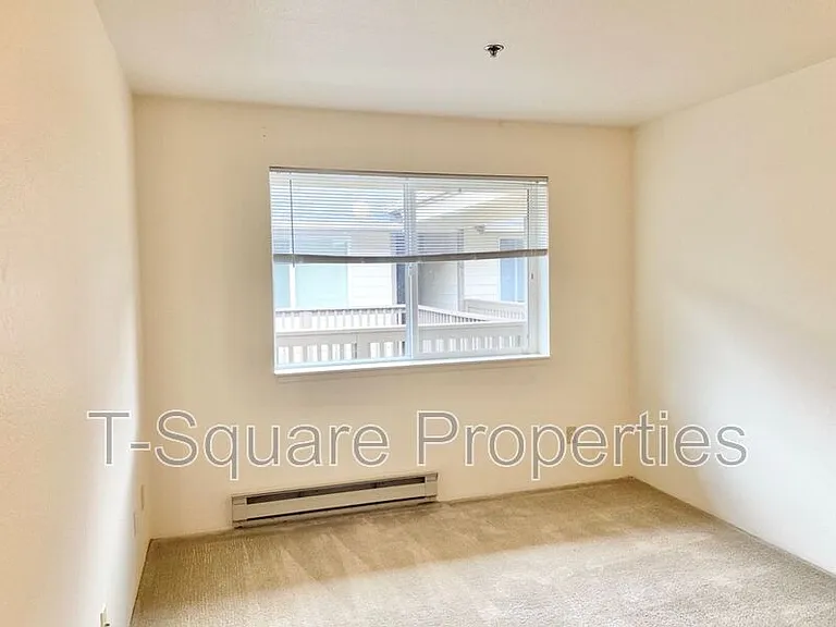 9719 Holly Dr #205 — Photo 9