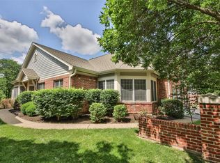14102 Woods Mill Cove Dr, Chesterfield, MO 63017