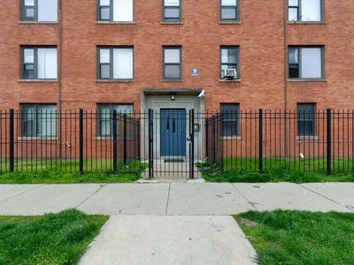 7363 S South Shore Dr APT 504, Chicago, IL, 60649