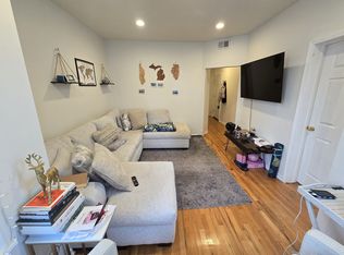 3433 S Leavitt St Floor 2, Chicago, IL 60608