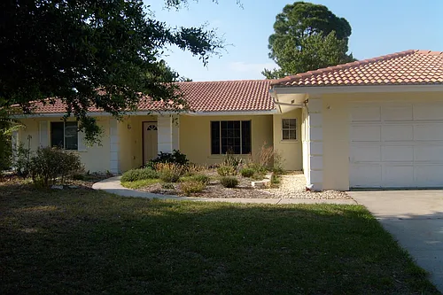1876 Mid Ocean Cir Photo 1 1876 Mid Ocean Cir Photo 1