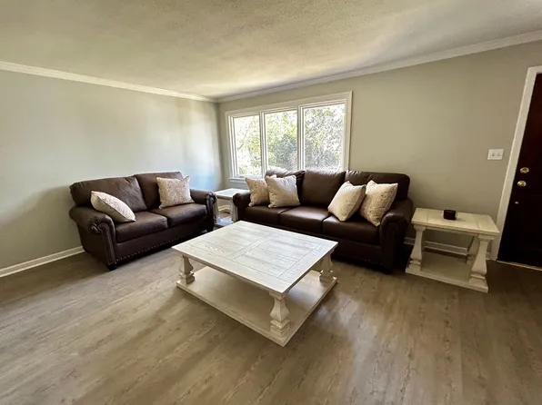 1903 Azalea Dr, Valdosta, GA 31602