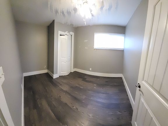 3rd image of 215 1/2 N Jenkins St