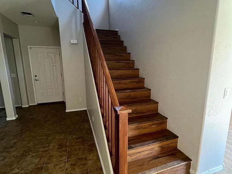 4661 E Laurel Ave — Photo 21