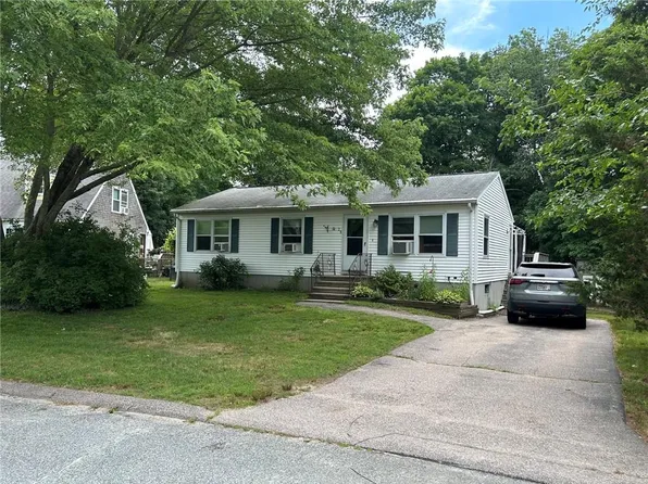 28 Karee Ct, South Kingstown, RI 02879