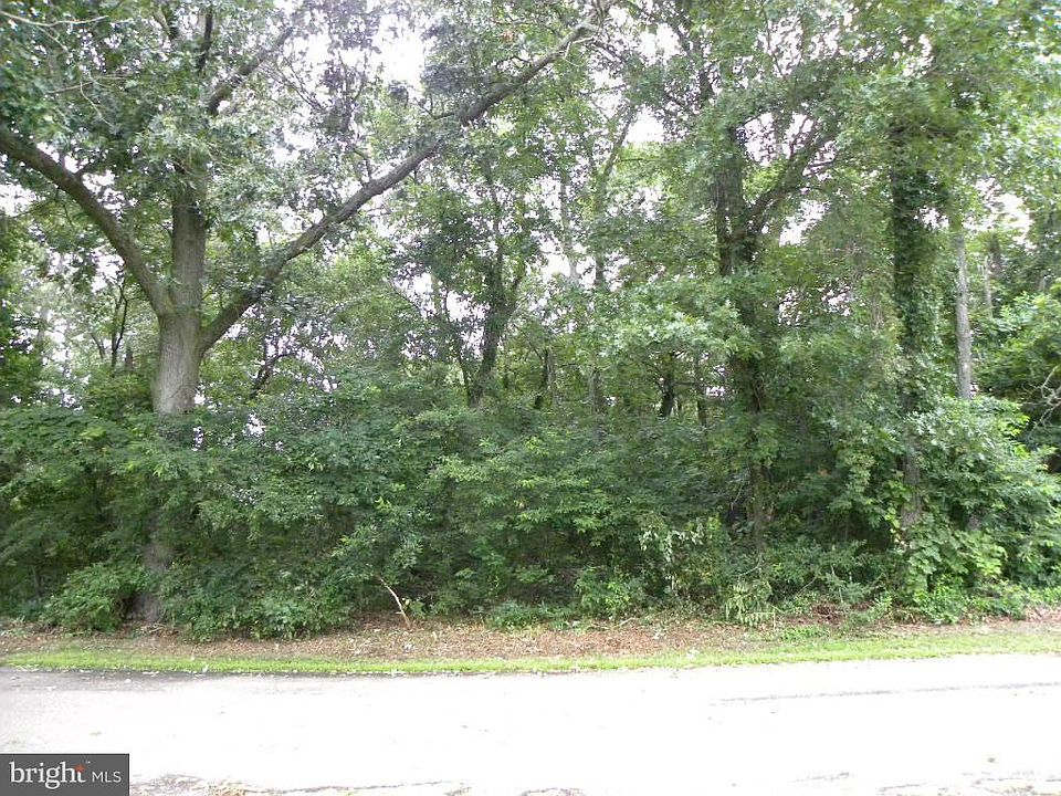 2nd image of 600 4th St