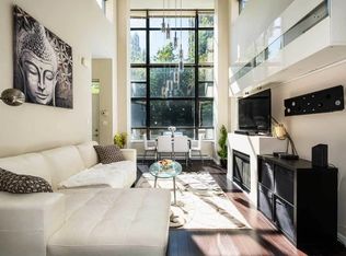 4250 Dawson St #TOWNHOUSE 3, Burnaby, BC V5C4B1