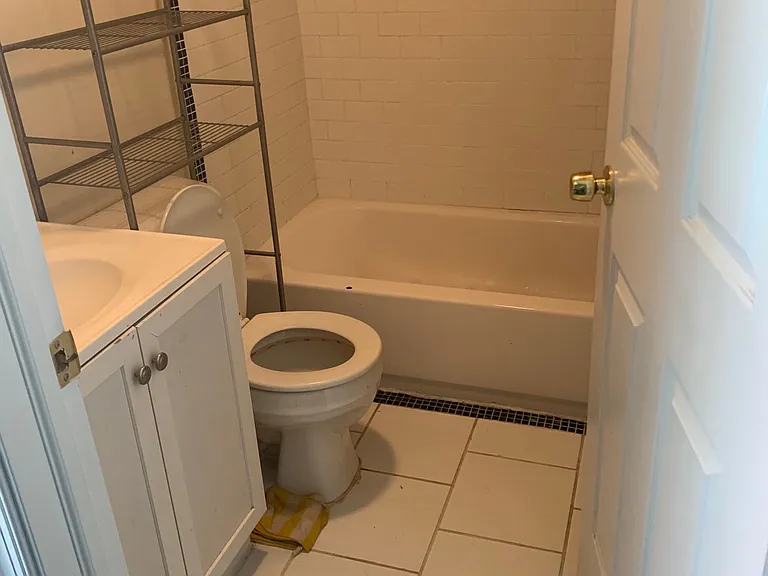 1447 N 17th St #1 — Photo 11