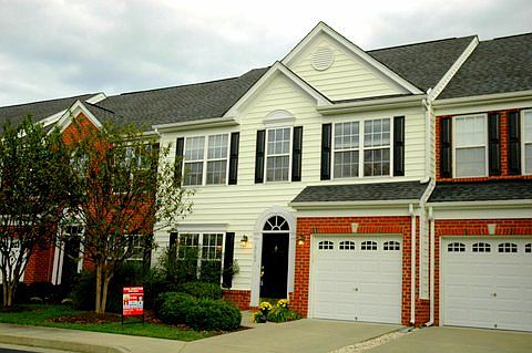 1st image of 10702 Gate House Pl