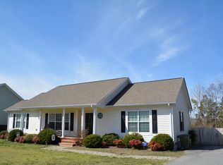 109 Jays Rd, Farmville, VA 23901