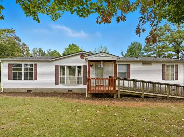 1809 Narrow Passage Rd, Spout Spring, VA 24593