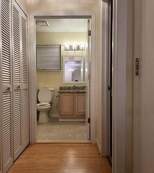 2233 S Huron Pkwy #2 — Photo 12