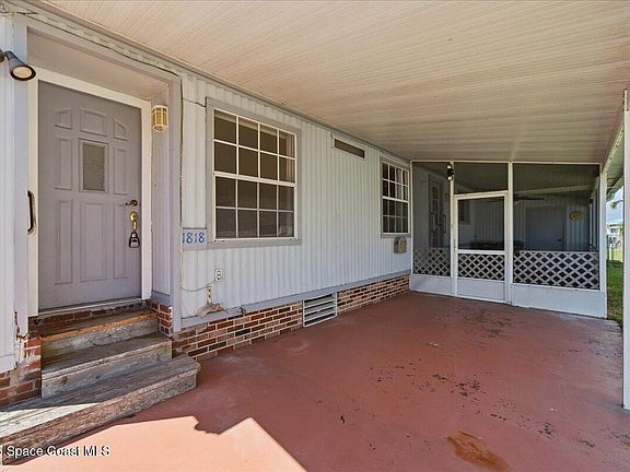 4th image of 1818 Coco Plum St NE