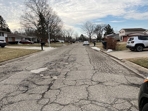 4th image of 5297 Fern Ave