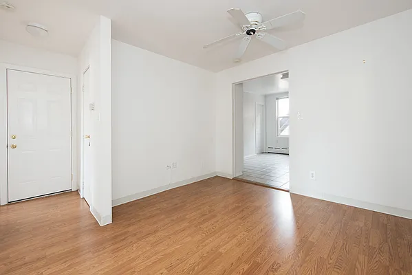 Rented by Bold New York | media 28