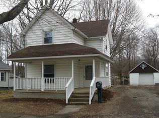 568 Lakeview Ave, Conneaut, OH 44030