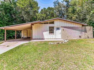 2004 Rowe Ln, Pensacola, FL 32526