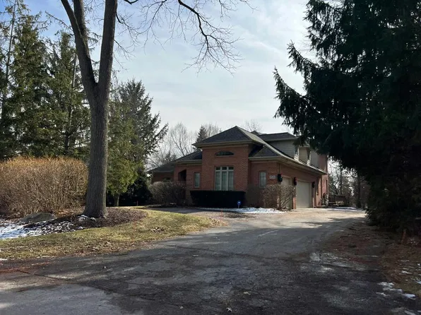 1729 Hamilton Dr, Bloomfield Hills, MI 48302