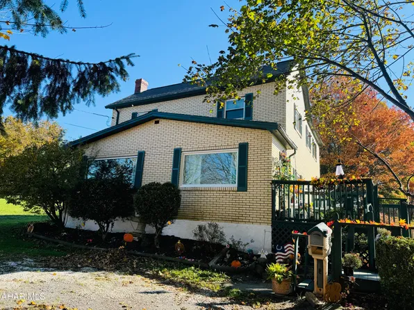 506 Burns St, Gallitzin, PA 16641