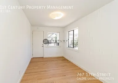 "Charming 1-Bed Sanctuary in the Heart of Oakland 767 17th St, 650 Sq Ft of Urban Comfort!" — Photo 4