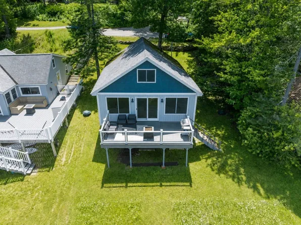 36 Tamarack Rd, Hinsdale, MA 01235