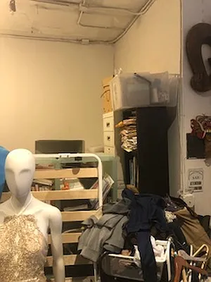 Rented by Ian Shapolsky Real Estate | media 48