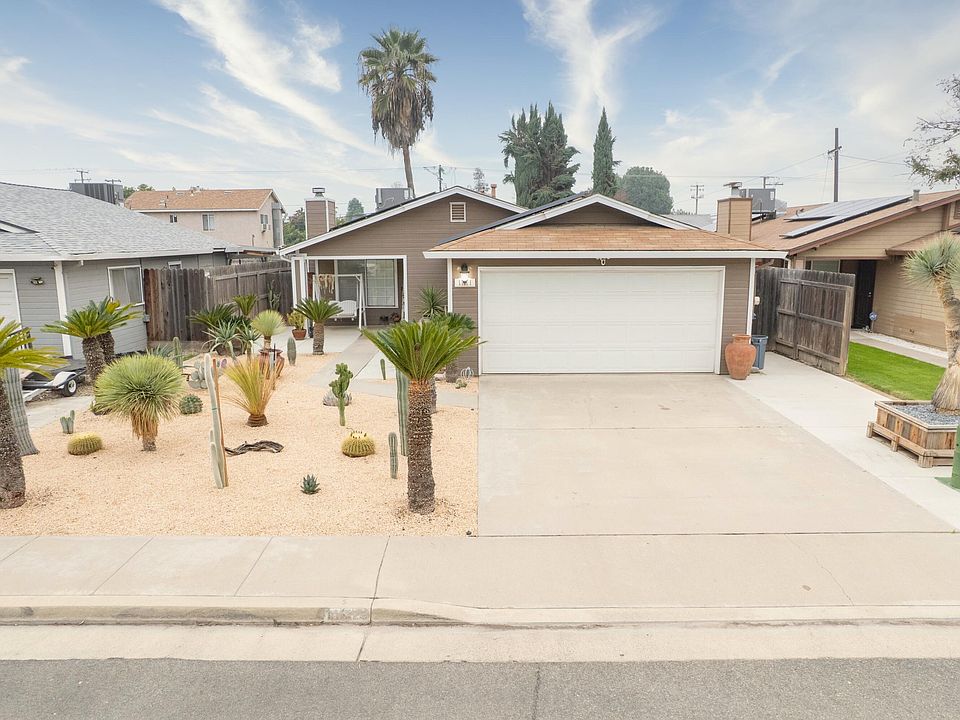 1st image of 1061 11th Avenue