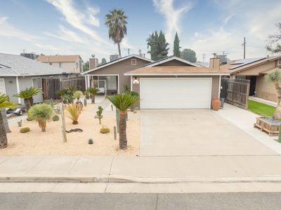 1061 11th Avenue, Kingsburg, CA, 93631